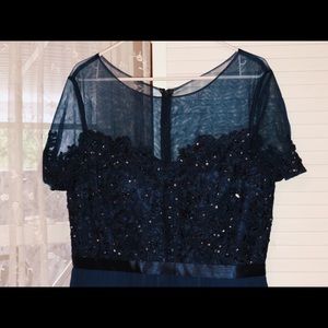 Lace-Bodice Long Prom Dress with Short Sleeves